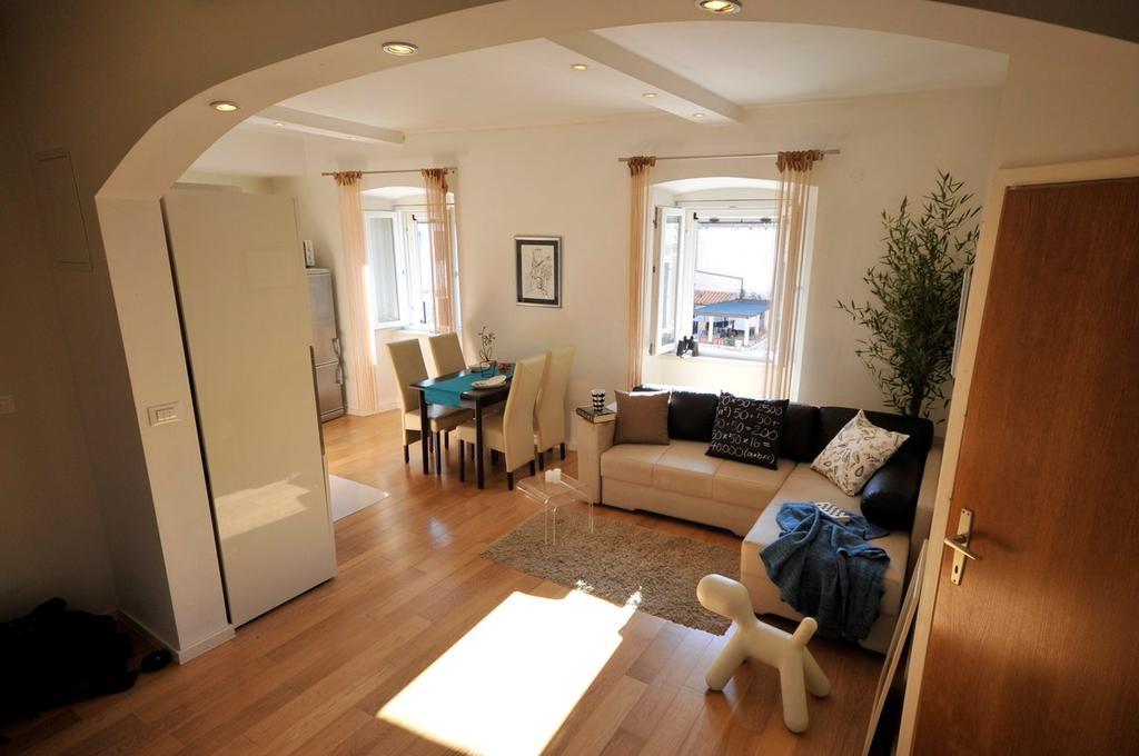 Apartment Flower Дубровник Екстериор снимка