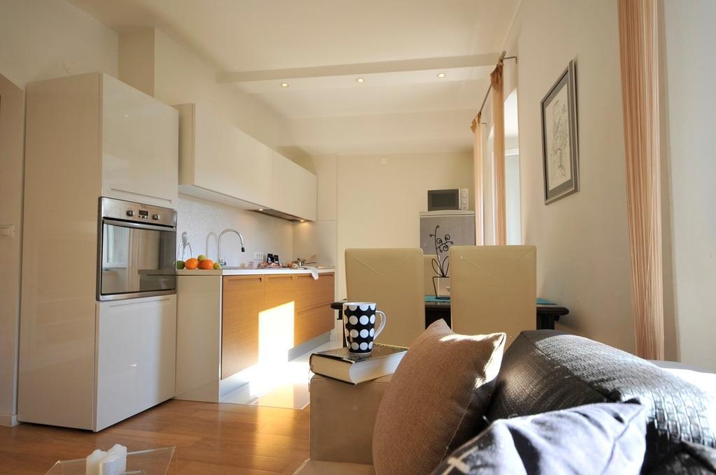 Apartment Flower Дубровник Екстериор снимка