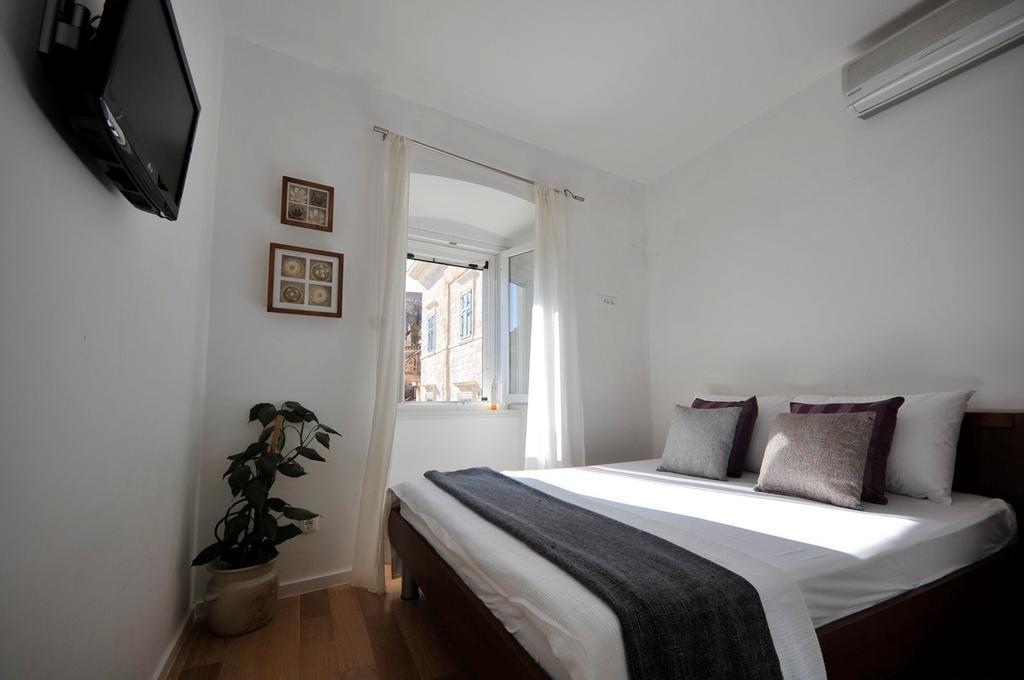 Apartment Flower Дубровник Екстериор снимка